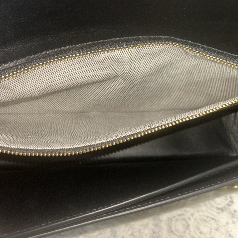 Gorgeous Coach Dinky Bag - Picture 9 of 13